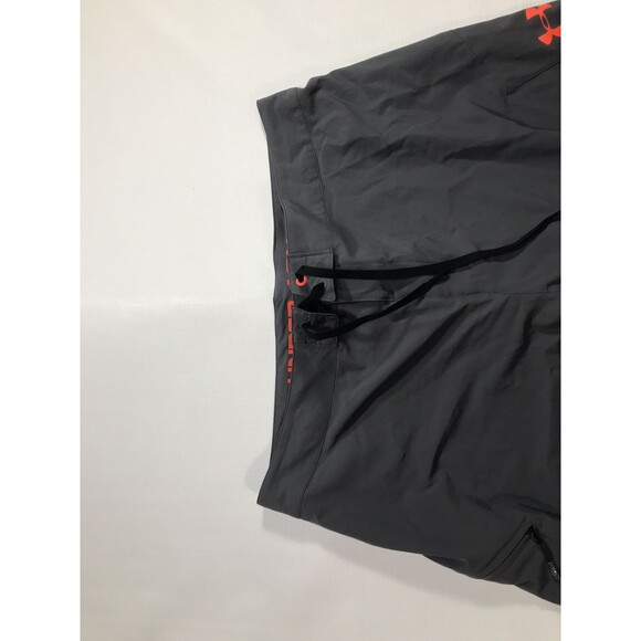 Under Armour Board Shorts Size Medium Heat Gear Swim Shorts - Picture 3 of 5